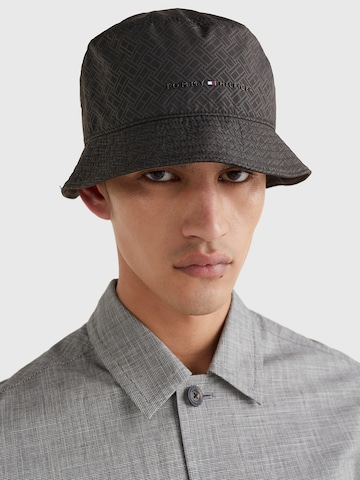 Chapeaux TOMMY HILFIGER en noir : devant