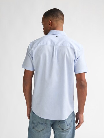 Petrol Industries Средняя посадка Рубашка в Синий