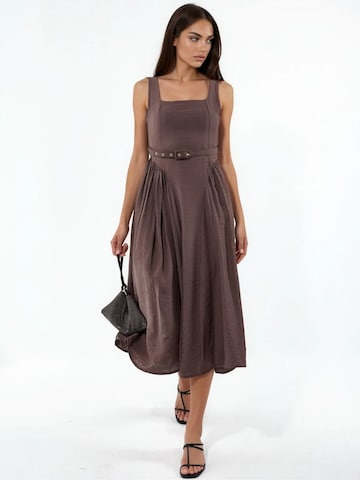 Busem Dress 'Midi' in Brown: front