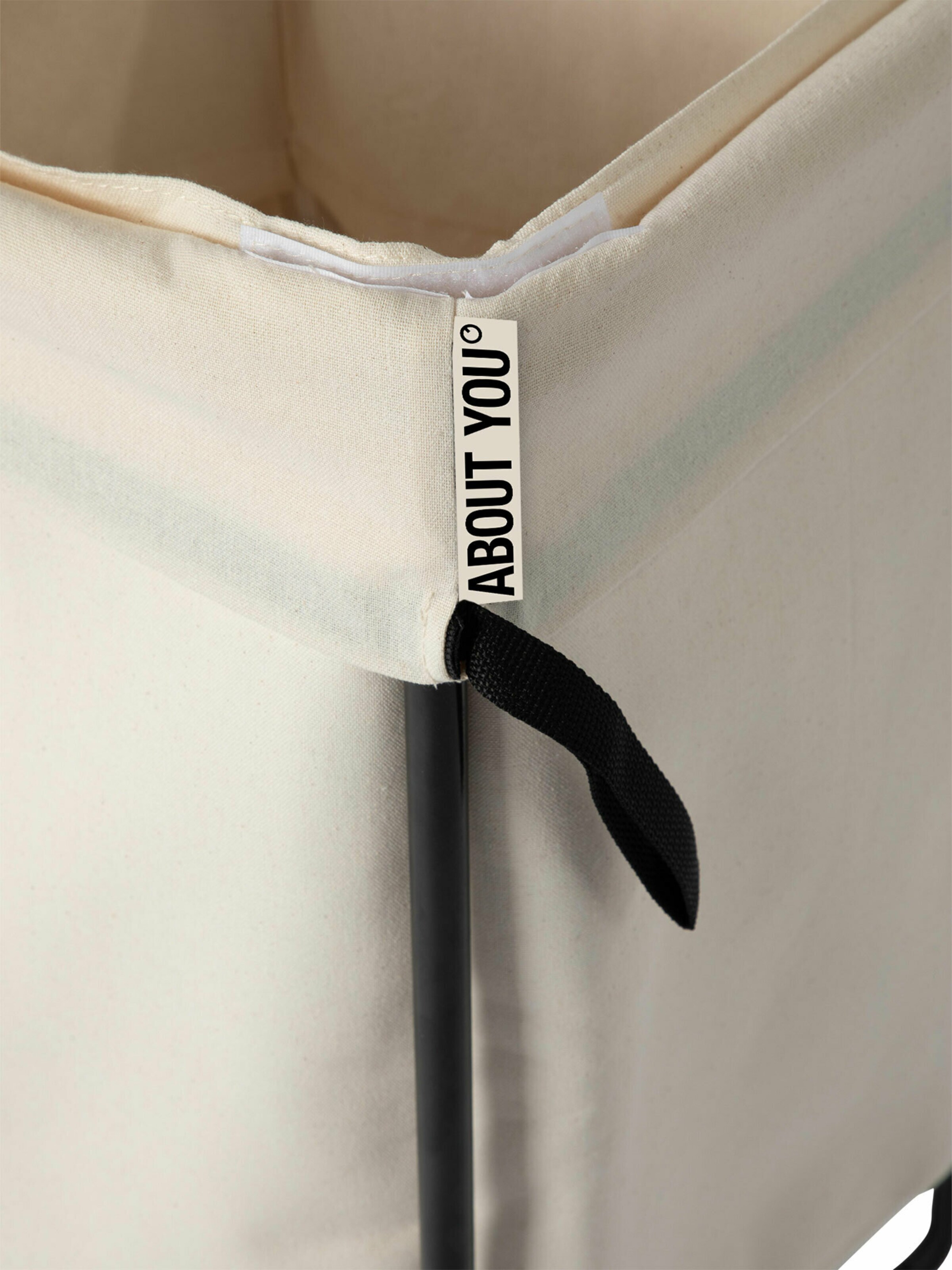 ABOUT YOU Wäschekorb 'Simply Fine' in beige ABOUT YOU