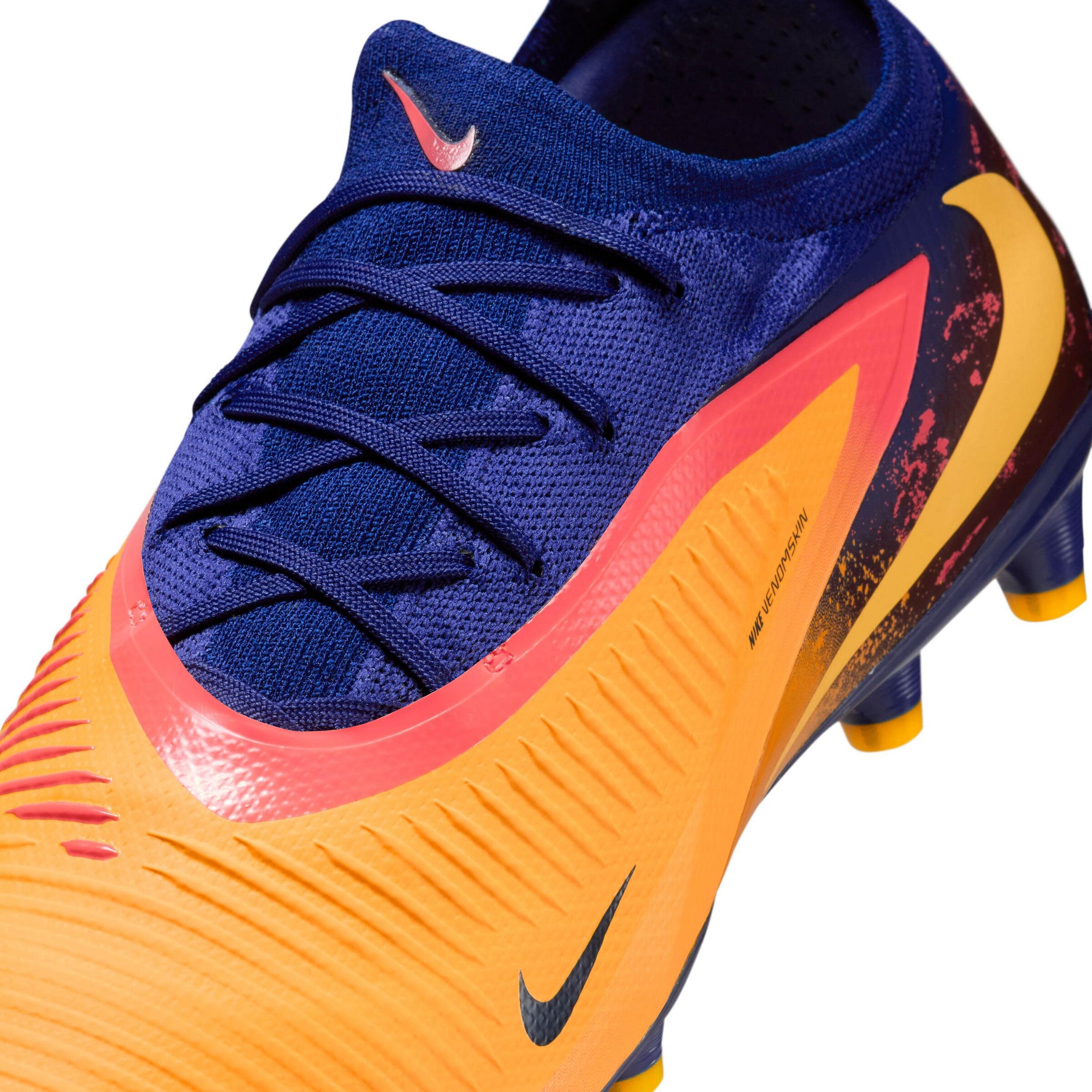 NIKE Soccer Cleats 'Phantom 6' in Orange