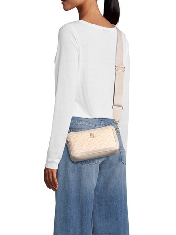TOMMY HILFIGER Crossbody bag 'Monoplay' in Beige
