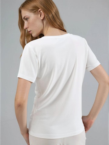 T-shirt Busem en blanc