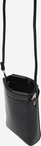 Seidenfelt Manufaktur Crossbody Bag in Black