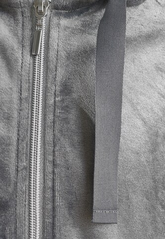 Gulliver Zip-Up Hoodie in Grey