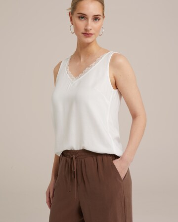 Top di WE Fashion in bianco: frontale