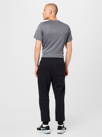 Effilé Pantalon 'Essential' Jordan en noir