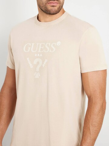 GUESS T-Shirt in Beige