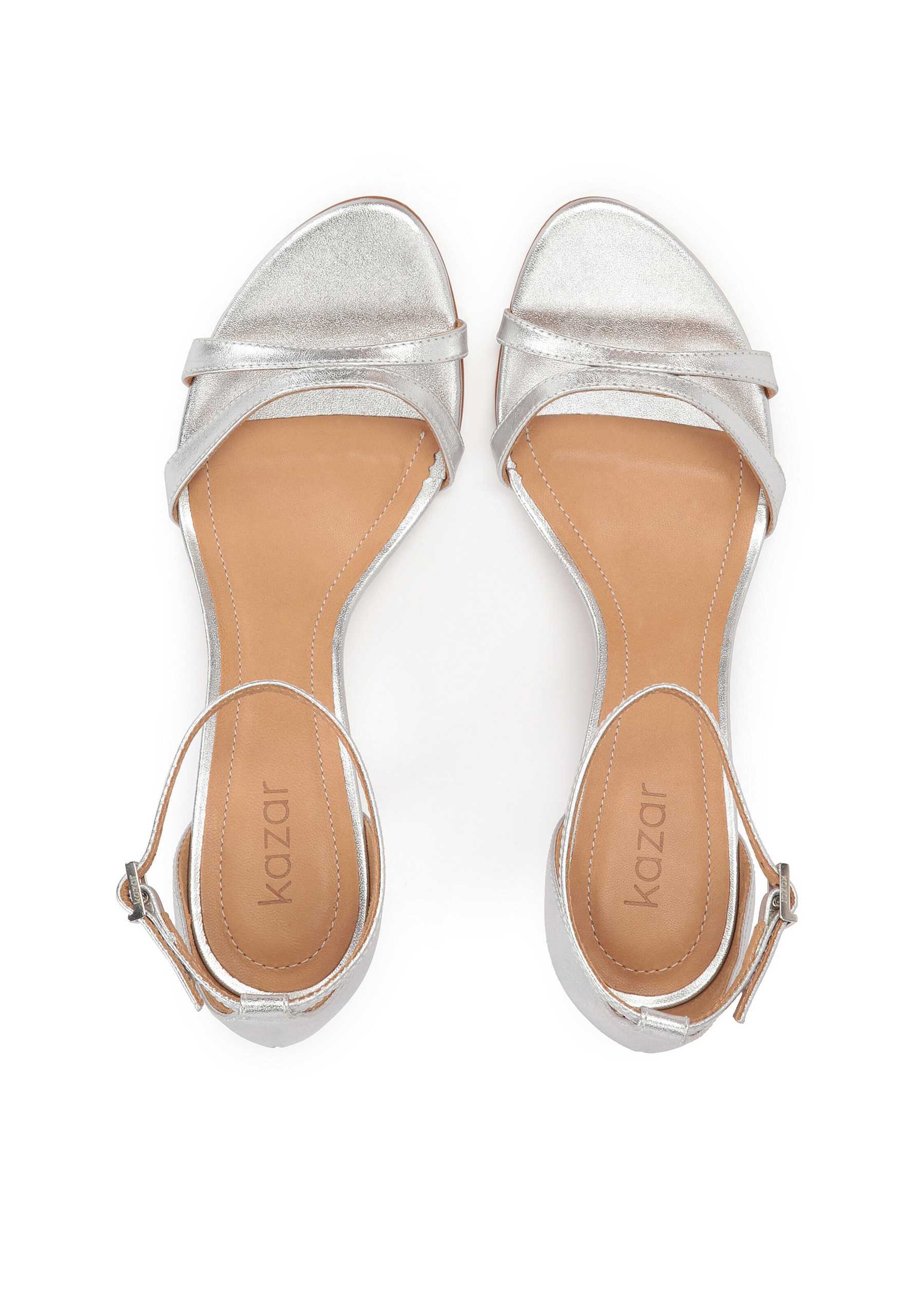 Kazar Sandały z rzemykami w kolorze srebrny