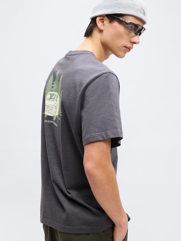 THE NORTH FACE Bluser & t-shirts 'VAN LIFE' i grå