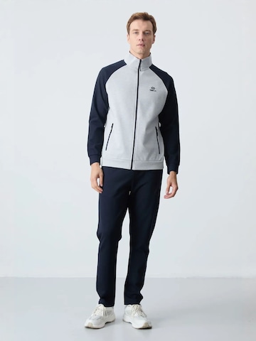 Tuta da jogging di Tommy Life in blu: frontale