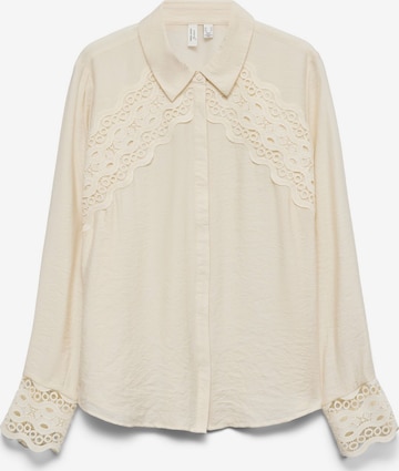 Vero Moda Curve - Blusa 'VMCLarlow' en beige: frente
