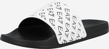 EA7 Emporio Armani Nizki natikači | bela barva: sprednja stran