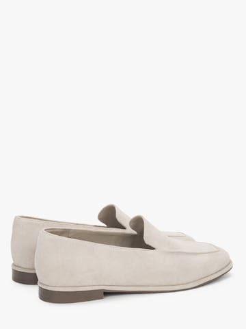 Estro Mocassins in Beige