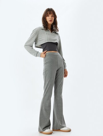 Koton Flared Broek in Grijs