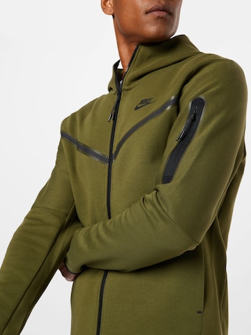 Nike Sportswear Fleecejacke in Grün