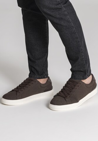 Gianni Kavanagh Sneaker in Braun