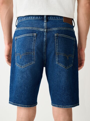 Next Regular Shorts in Blau