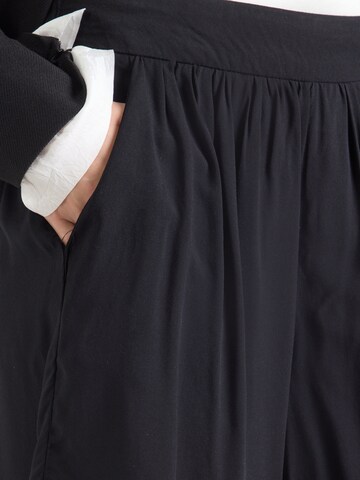 Sublevel Loosefit Kalhoty – černá