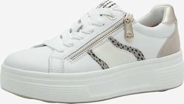 Baskets basses Tamaris en blanc : devant