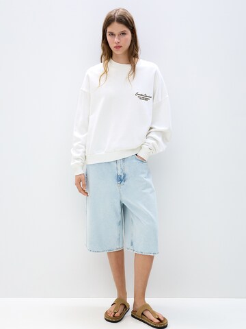 Sweat-shirt Pull&Bear en blanc