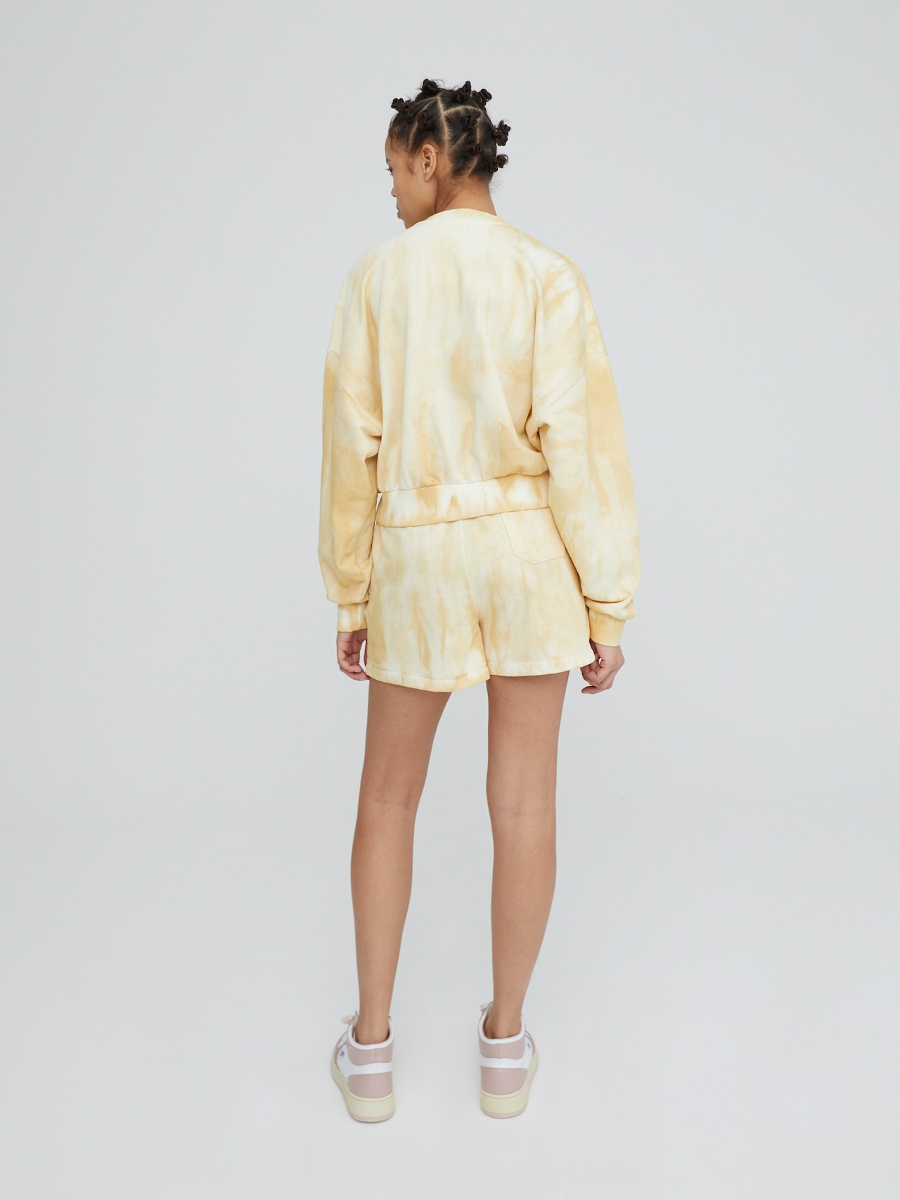 EDITED Sweatshirt 'Camilla' creme