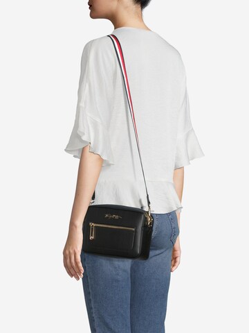 TOMMY HILFIGER Crossbody bag in Black