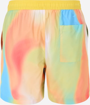 Shorts de bain Calvin Klein Swimwear en mélange de couleurs