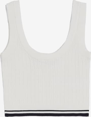 Bershka Knitted top in White: front