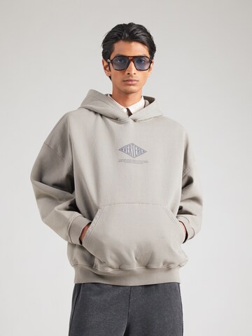 Vertere Berlin Sweatshirt 'CORPORATE' in Grau: Vorderseite
