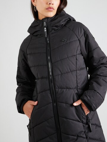 Giacca funzionale 'Dizzie' di Ragwear in nero