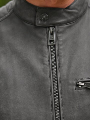 Next Übergangsjacke in Grau