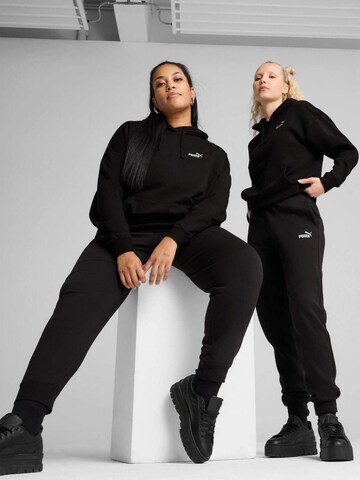 regular Pantaloni sportivi 'Puma Ess Small No. 1 Logo Sweatpants Fl Cl Pu' di PUMA in nero
