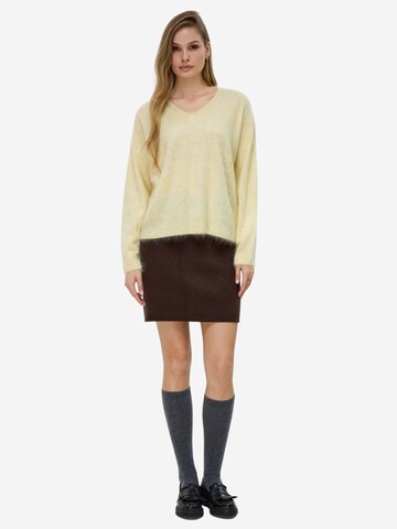 BELLEMERE NEW YORK Sweater in Yellow