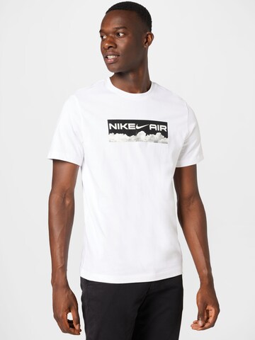 Nike Sportswear Shirt in White: front