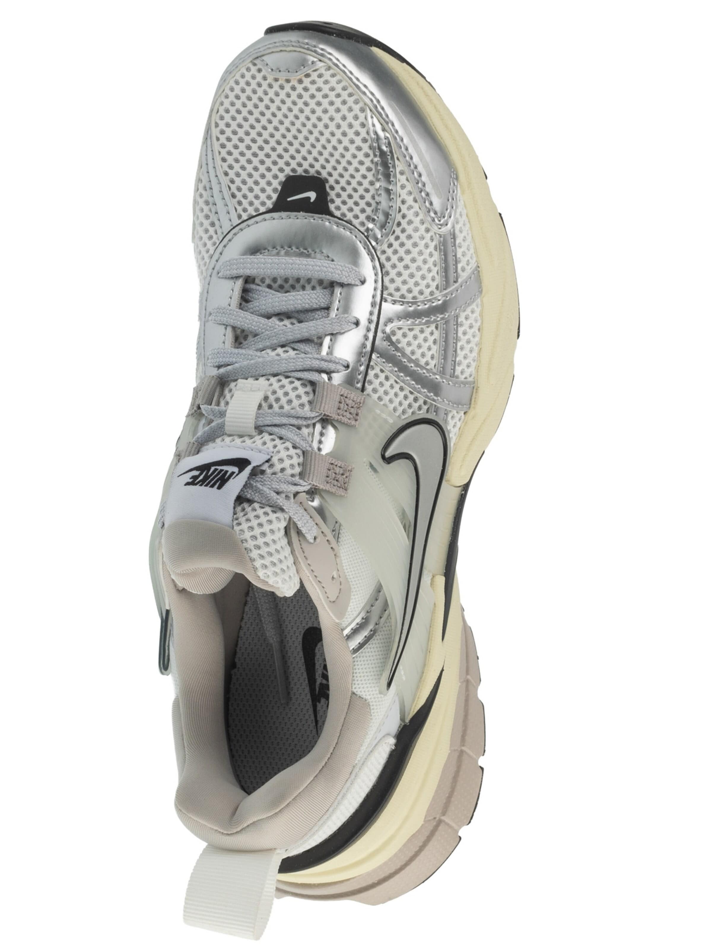 NIKE Sneaker 'V2K' in Grau