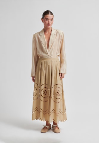 SECOND FEMALE - Saia 'Meryl' em bege