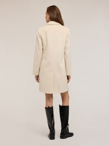 MOTIVI Winter Coat in White