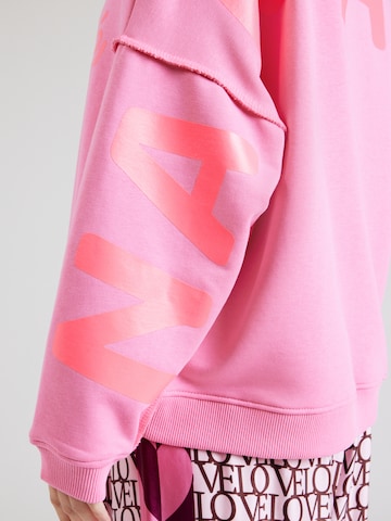 miss goodlifeSweater majica 'Namasté' - roza boja