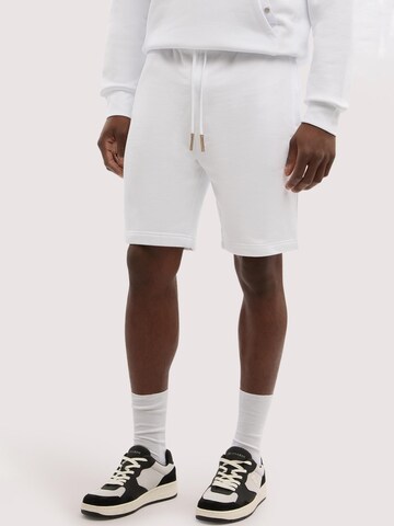 Trussardi Regular Broek in Wit: voorkant