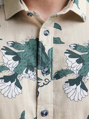 Coupe regular Chemise Petrol Industries en beige