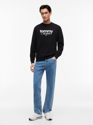 Tommy Jeans Collegepaita värissä musta