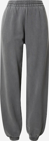 Carhartt WIP Trousers 'Nelson' in Grey: front
