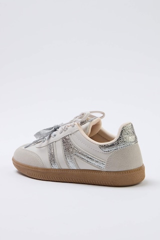 Baskets basses Trendyol en blanc