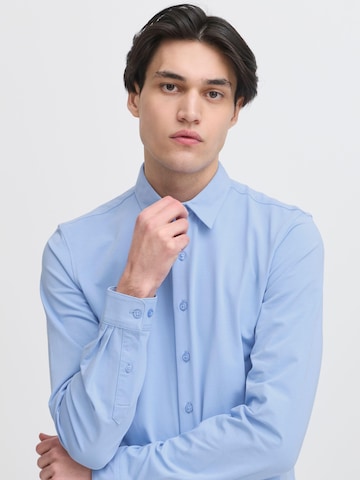 Regular fit Camicia business ' CFFOLKE ' di Casual Friday in blu