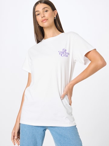 On Vacation Club Shirt in White