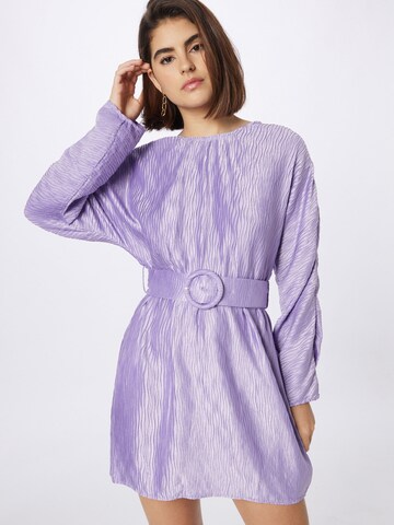 Robe NA-KD en violet : devant