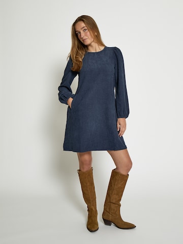 Abito 'Betty' di Peppercorn in blu: frontale