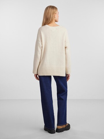 Pull-over 'Nancy' PIECES en beige