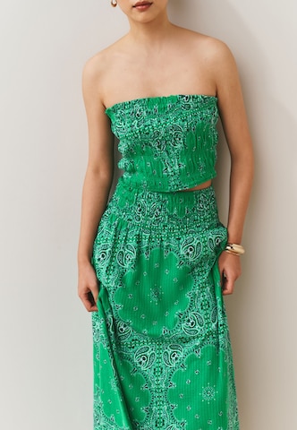 Tailleur di Next in verde